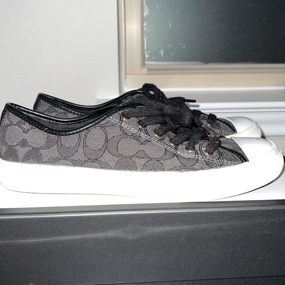 Coach Sneakers - Picture 1 of 4